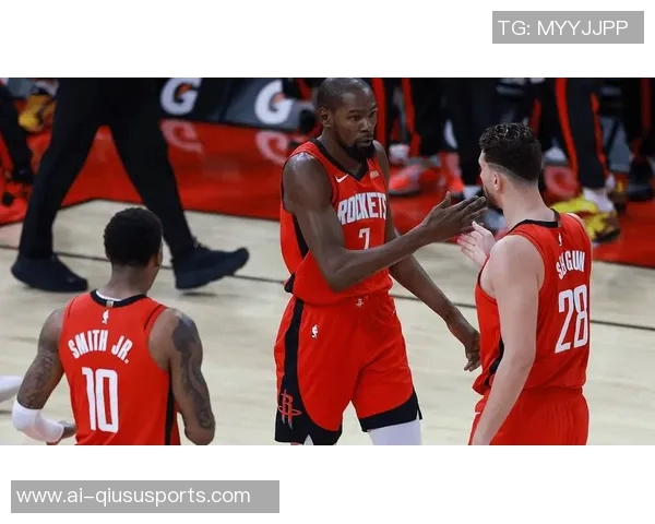 杜兰特盛赞申京潜力无限期待他迈向超级球星之路 杜兰特盛赞申京潜力无限期待他迈向超级球星之路