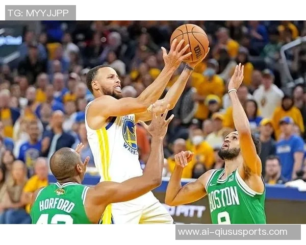 文班与哈珀同场竞技进攻防守双双领跑联盟展现强大实力