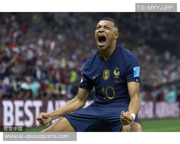 姆巴佩上演帽子戏法荣膺欧冠最佳球员官方宣布他表现出色